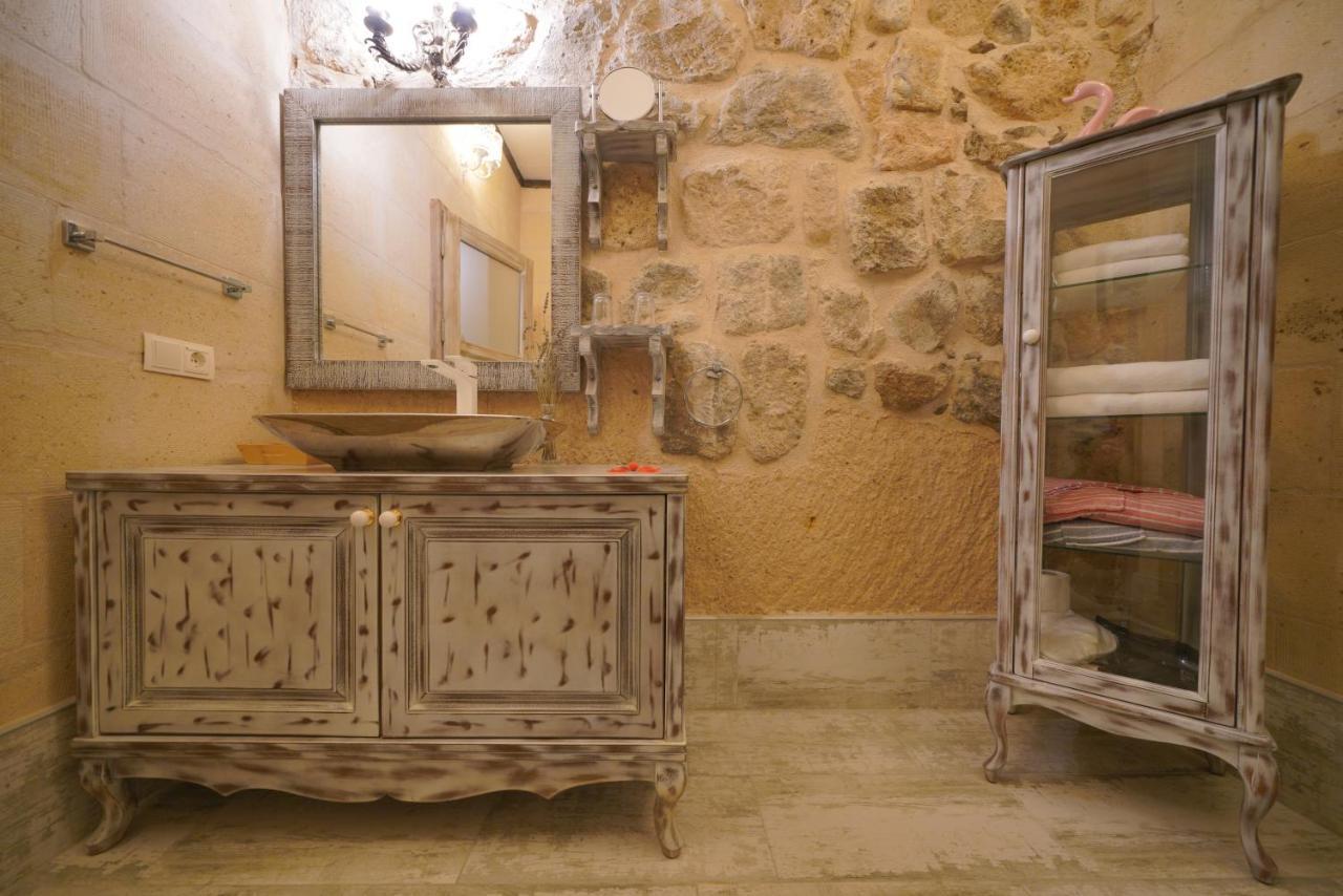 Karlik Cave Suite Cappadocia Uchisar Εξωτερικό φωτογραφία