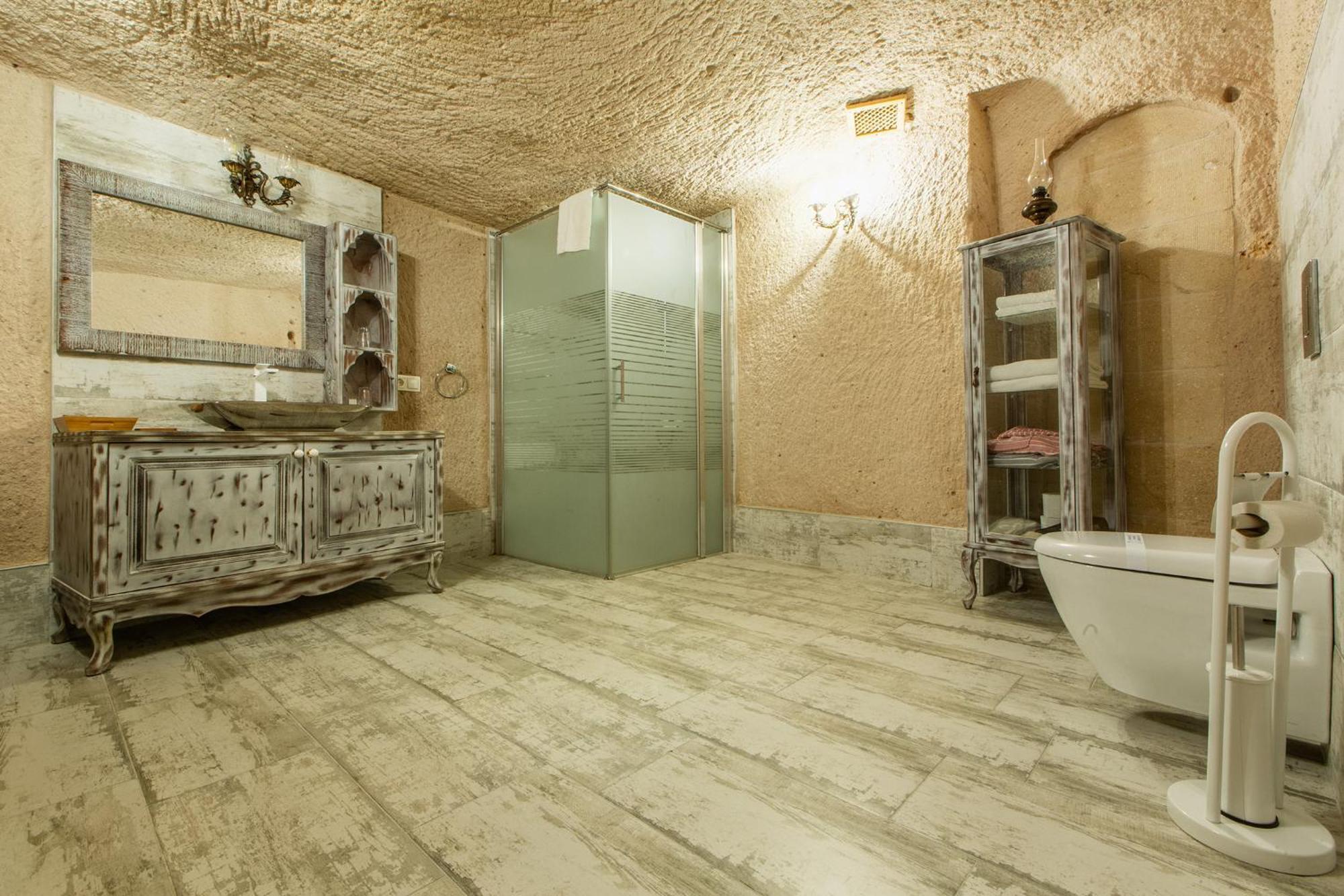 Karlik Cave Suite Cappadocia Uchisar Εξωτερικό φωτογραφία