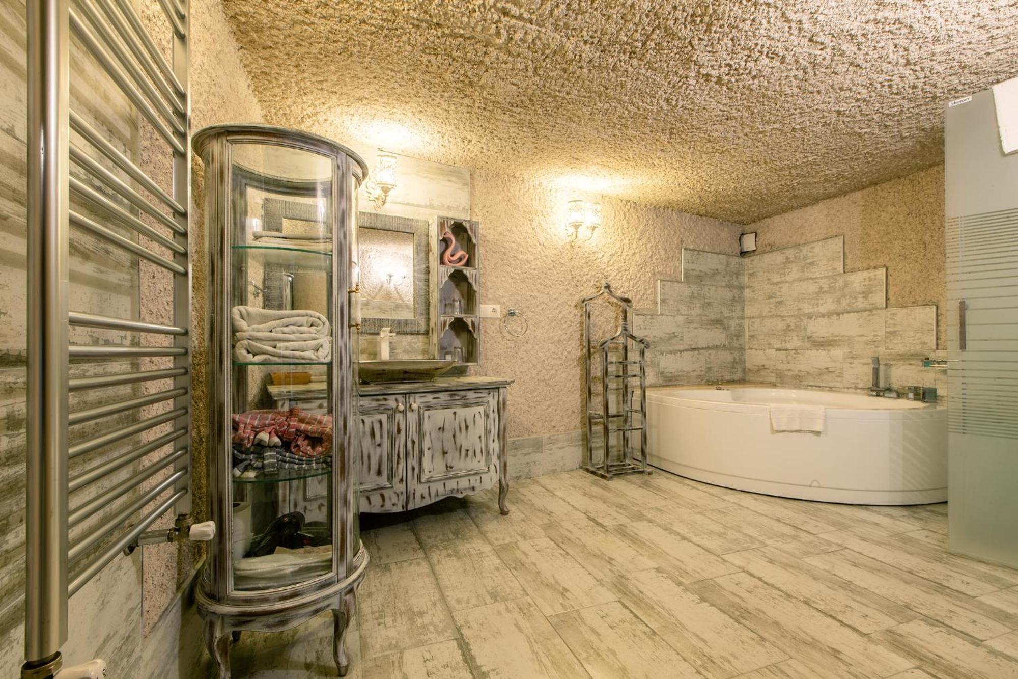 Karlik Cave Suite Cappadocia Uchisar Εξωτερικό φωτογραφία